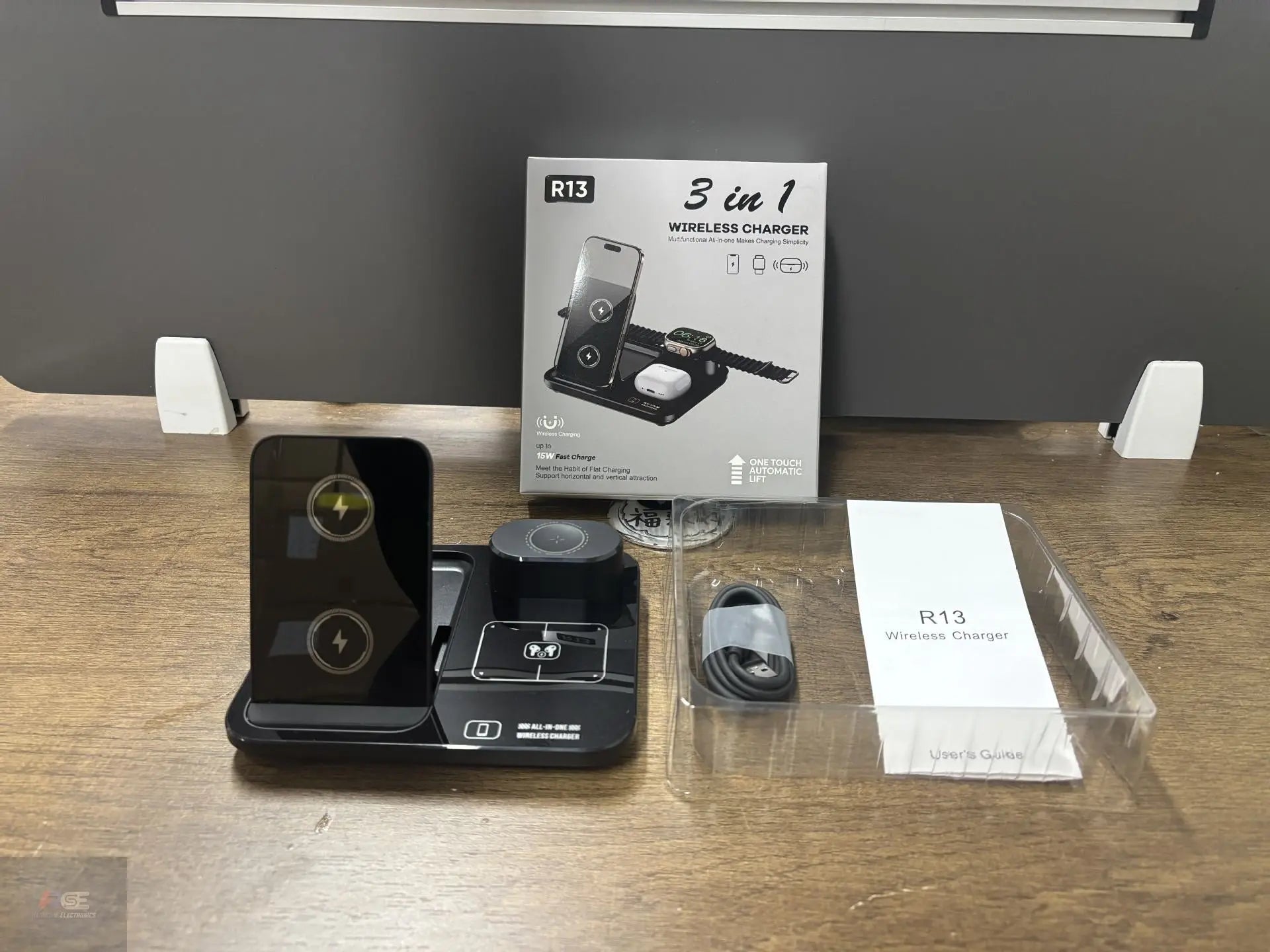 AtmosGlow 6-in-1 Clock, Charger & Speaker Dock - Ryglobalstore